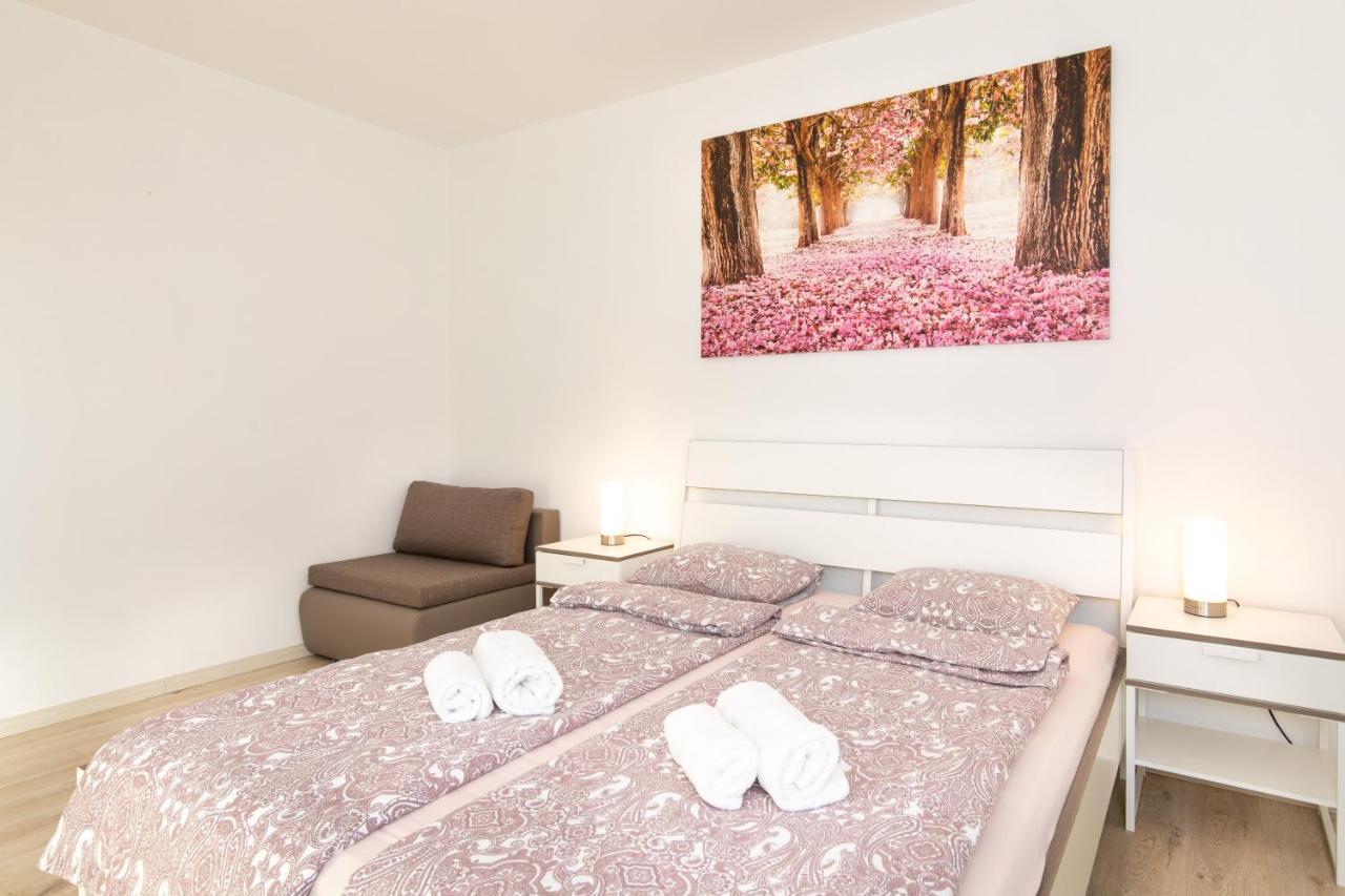קרק Apartments Brig Perfect Countryside Holiday! מראה חיצוני תמונה