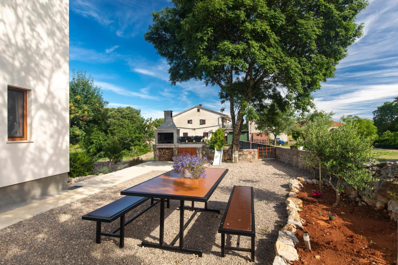קרק Apartments Brig Perfect Countryside Holiday! מראה חיצוני תמונה